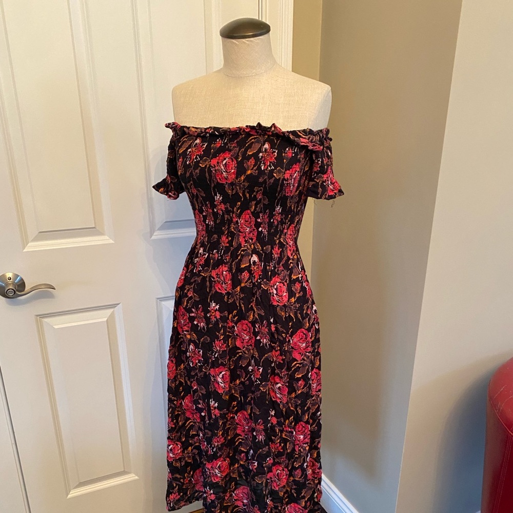 Urban Outfitters never worn sun dress!